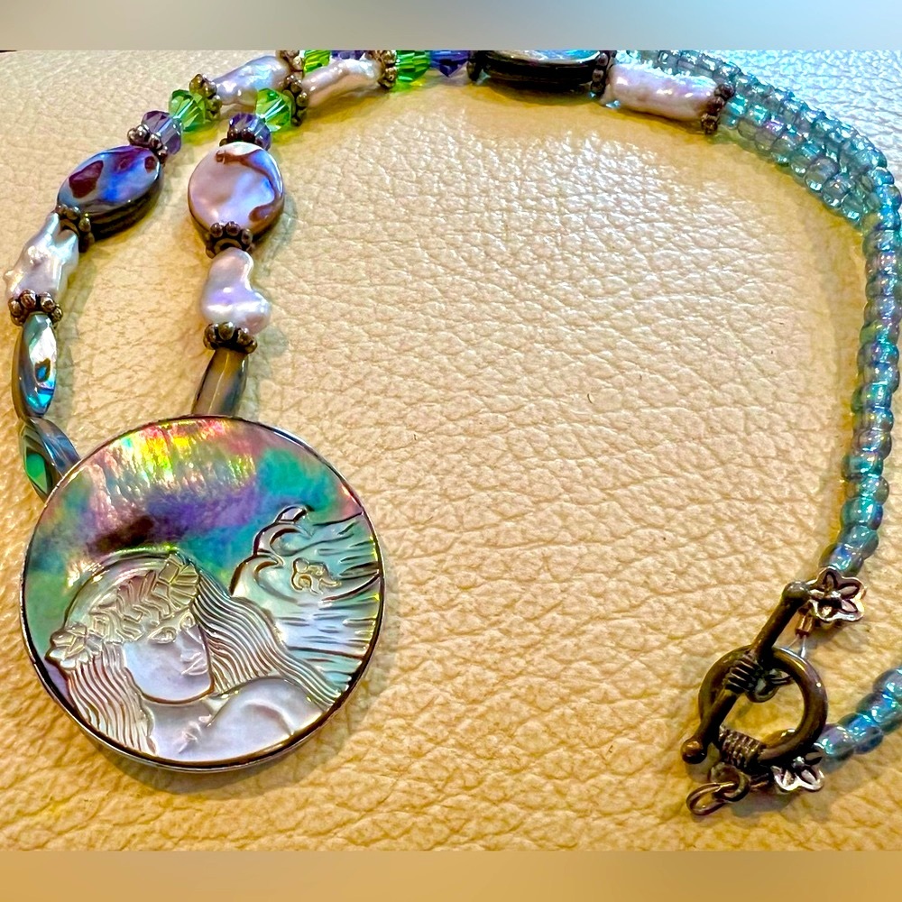 🌴Hawaiian Goddess🌸 Maui Mother of Pearl/Silver/Native Pearl Necklace
